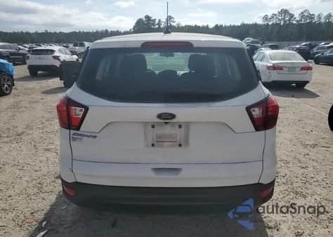 2019 Ford Escape S из США, поврежденный, VIN 1FMCU0F75KUB19935